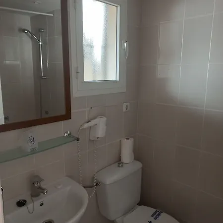 Crown Club Marbella Hotel 3*