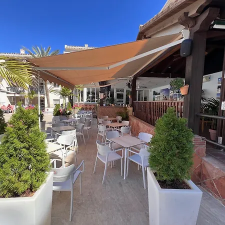 Hotel Crown Club Marbella 3*