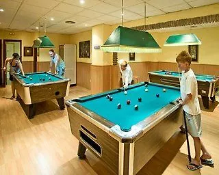 Crown Club Marbella Hotel