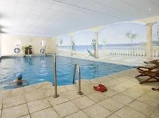 Crown Club Marbella Hotel 3*